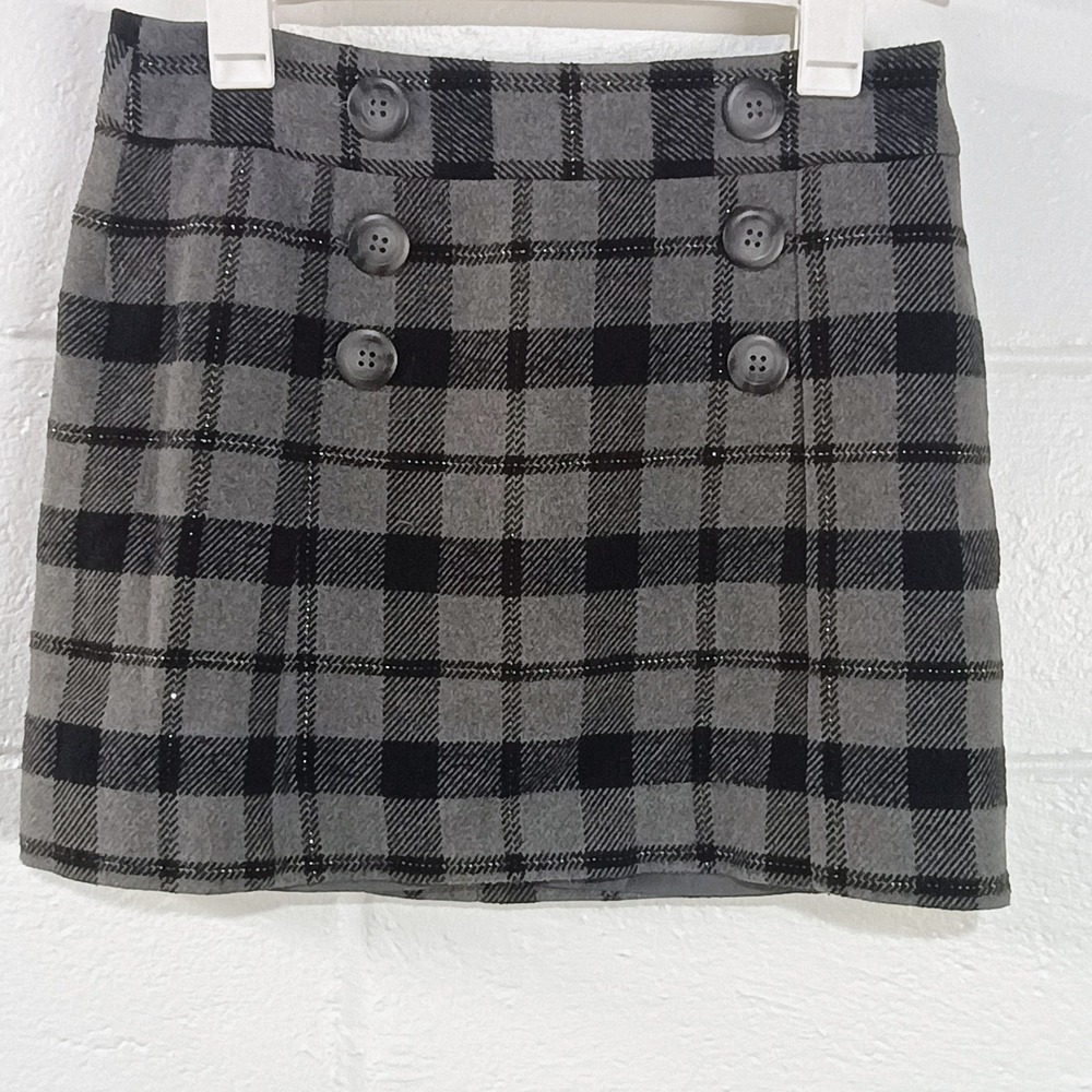 GAP Black Plaid Skirt Women's Size 6 Lined Skirt Large Button Accents Zip Y2K - Picture 1 of 7